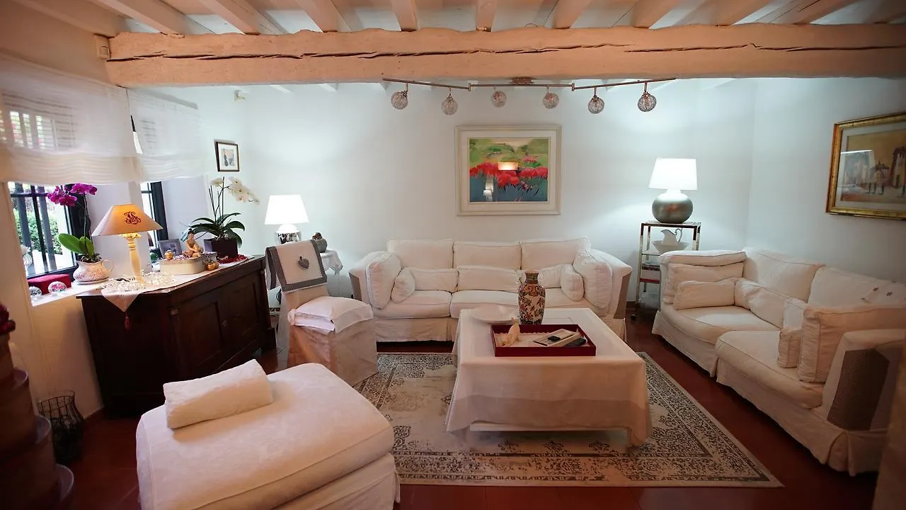 Mas De L'Air - Maison De Charme Bed & Breakfast Noves